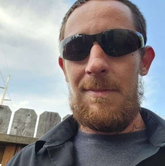 Meet your Posher, Robbie - Picture 1 of 1